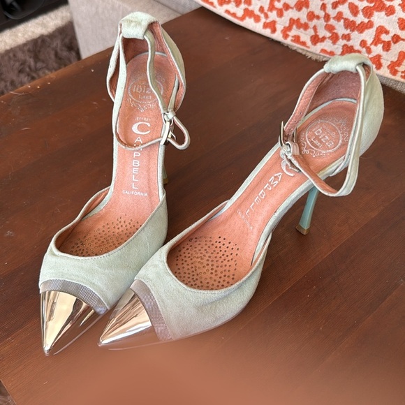 Jeffrey campbell  seafoam green with metal tips and a mesh metal detail size 6 - Picture 2 of 11